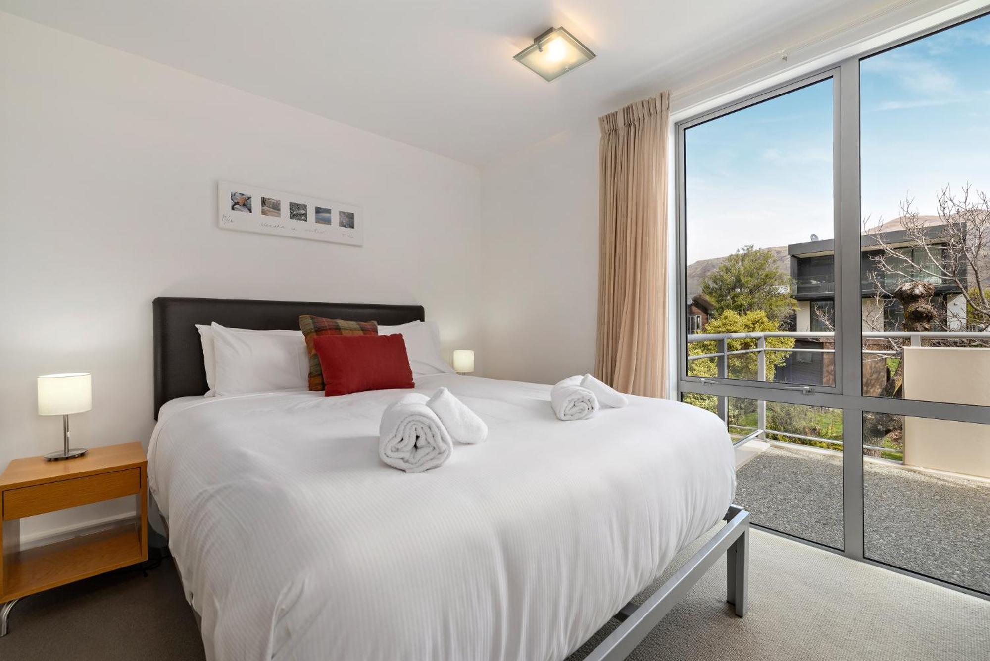 Belvedere Brook Apartment Wanaka Bagian luar foto